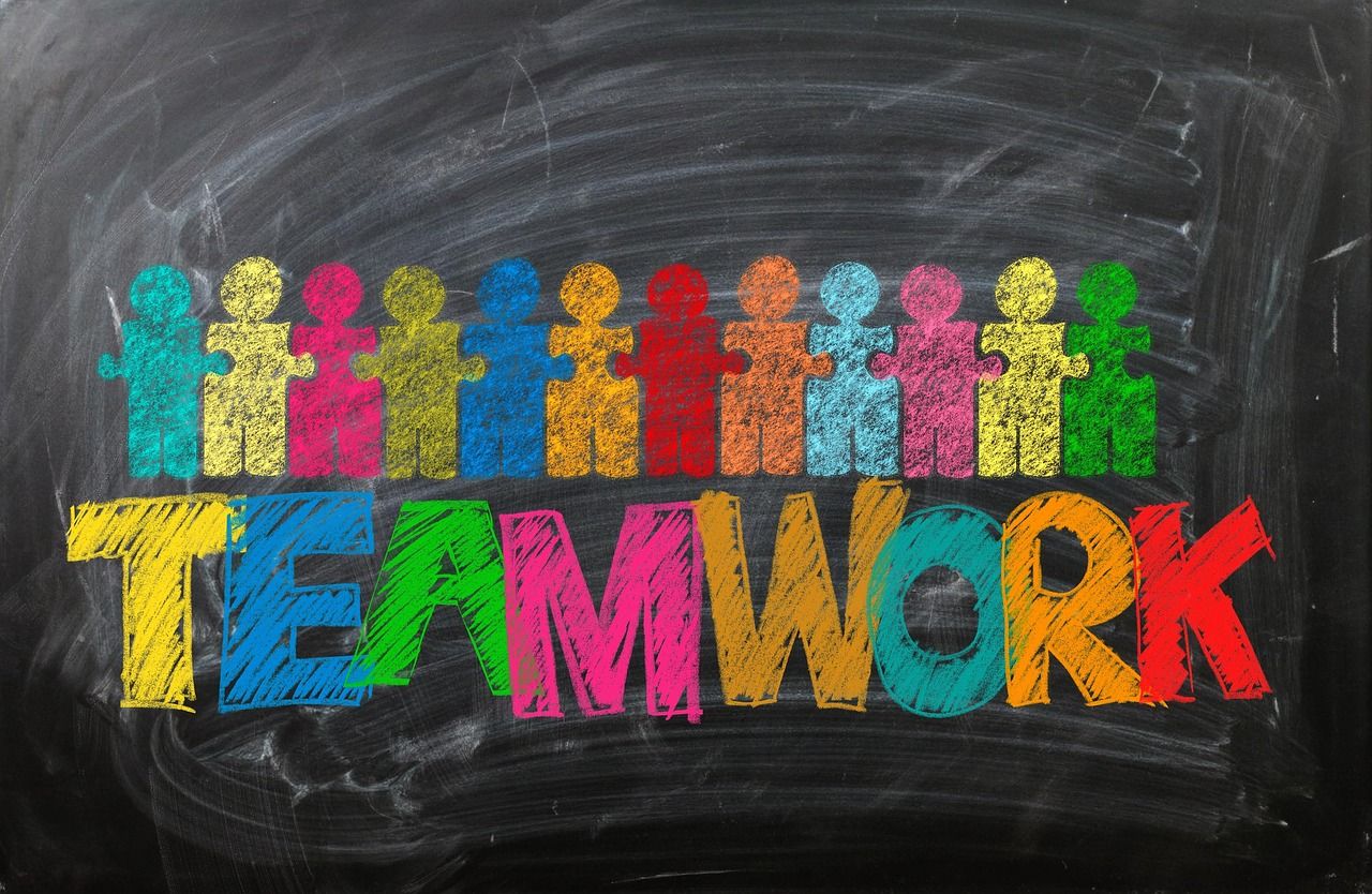 entdecken sie kreative ideen für ihr familienzimmer! gestalten sie einen einladenden und funktionalen raum, der den bedürfnissen ihrer familie gerecht wird. tipps zur einrichtung, dekoration und organisation für ein harmonisches zuhause.