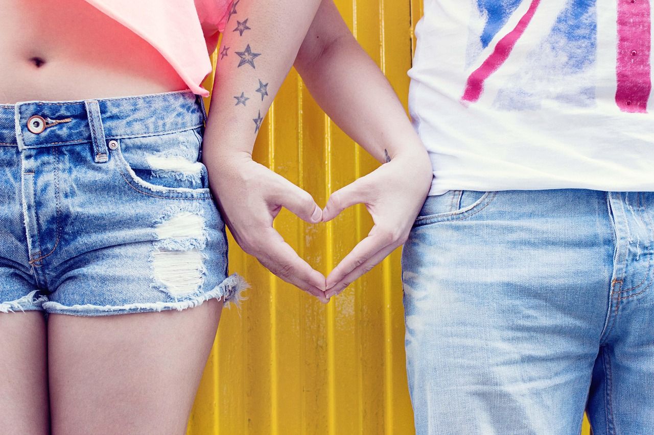 entdecken sie unsere einzigartigen wandtattoos, die jedem raum persönlichkeit und stil verleihen. ideal für wohnzimmer, schlafzimmer und kinderzimmer - gestalten sie ihre wände kreativ!