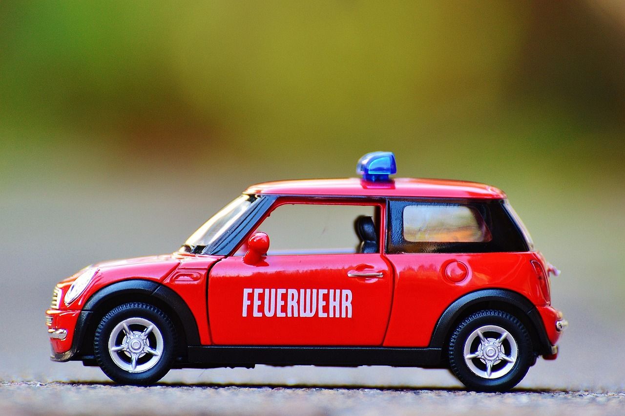 entdecken sie unsere stilvollen und funktionalen spielzeugkisten, die ordnung in das kinderzimmer bringen. perfekt für die aufbewahrung von spielzeug, büchern und mehr – eine praktische lösung für jedes zuhause!
