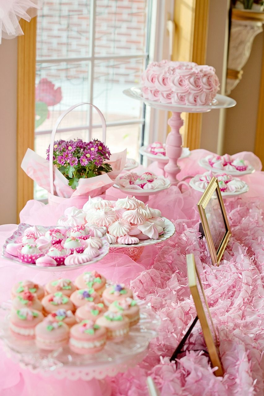 planen sie eine unvergessliche babyparty mit kreativen ideen, festlicher dekoration und einzigartigen spielen. feiern sie den kommenden nachwuchs mit freunden und familie in einer fröhlichen atmosphäre!