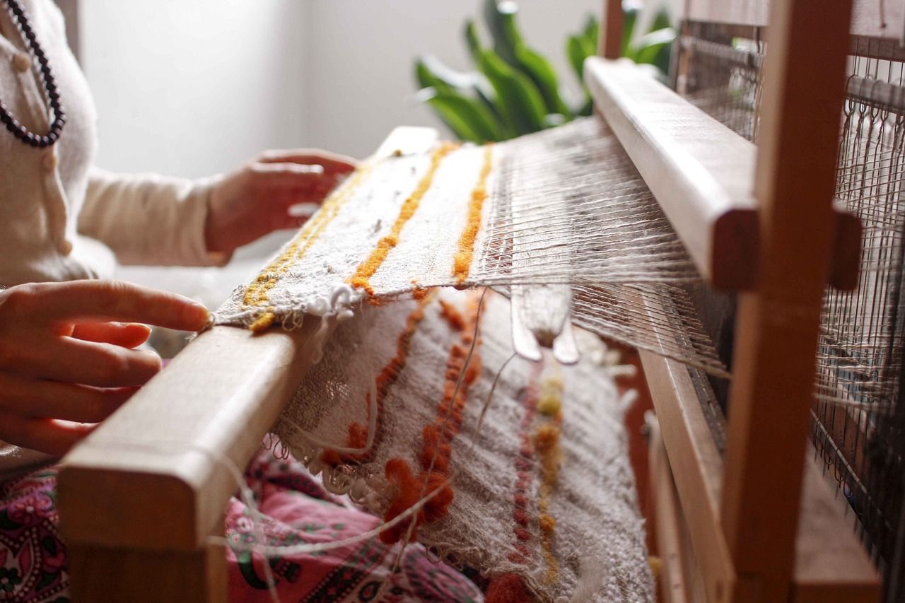 entdecken sie unsere umfangreiche auswahl an hochwertigen stoffen für jede anwendung. von eleganten textilien bis hin zu strapazierfähigen materialien – finden sie das perfekte gewebe für ihr nächstes projekt. qualität, vielfalt und stil vereint an einem ort.