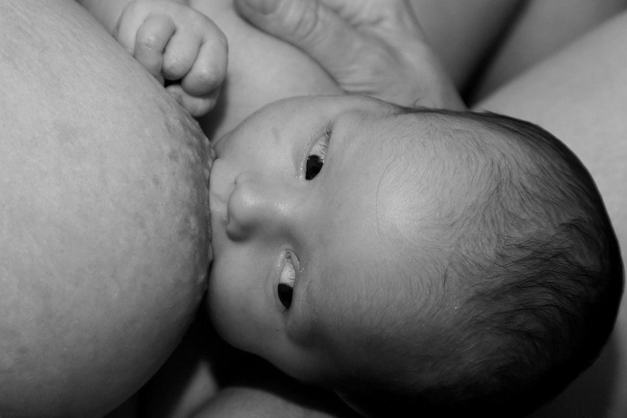 stillen ist eine wichtige phase im leben einer mutter und ihres babys. es fördert die bindung, sorgt für optimale ernährung und bietet unzählige gesundheitliche vorteile für beide. erfahren sie mehr über die vorteile, techniken und tipps für ein gelungenes stillen.
