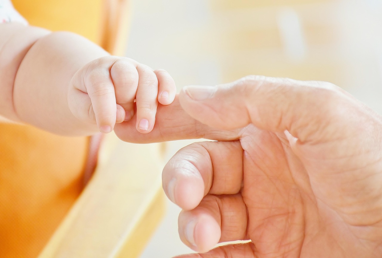 Babyspielzeug: Wichtige Aspekte für die Auswahl des richtigen Spielzeugs