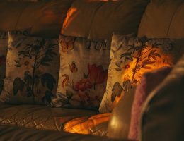 entdecken sie inspirierende innendesigns, die stil und funktionalität vereinen. lassen sie sich von unseren kreativen ideen für ihr zuhause begeistern und gestalten sie ihre räume mit einzigartigen akzenten und modernem flair.