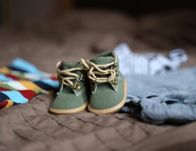 entdecken sie unsere liebevoll gestaltete kinderkrippe, in der ihre kleinen in einer sicheren und stimulierenden umgebung spielen, lernen und wachsen können. unser erfahrenes team bietet individuelle betreuung für jedes kind.