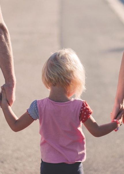 entdecken sie wertvolle tipps und ratschläge zum thema elternschaft. erfahren sie, wie sie eine gesunde und liebevolle beziehung zu ihren kindern aufbauen können.